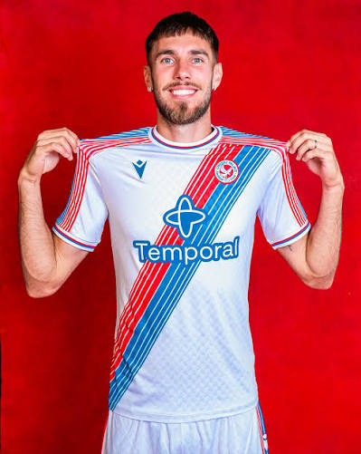 Crystal Palace’s kit looks like the US National team mated with a Girl Scout sash.